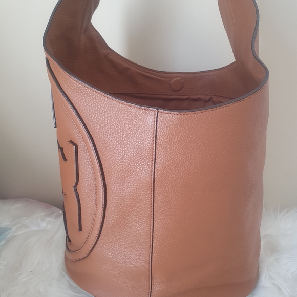 Tory Burch All-T hard to find bag! NWT! - Picture 11 of 14